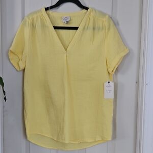 St. John Collection Light Yellow V-Neck Blouse